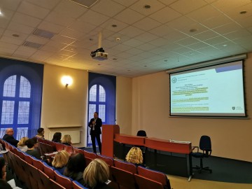 Priorytety w zabezpieczeniu zdrowia i życia personelu medycznego w województwie wielkopolskim