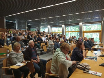 W 2018 roku zapadalność na kleszczowe zapalenie mózgu (KZM) i boreliozę na terenie województwa opolskiego była wyższa w porównaniu z danymi krajowymi. Konferencja ZCP w Opolu